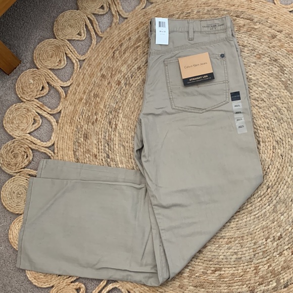 Jeans - Picture 3 of 4